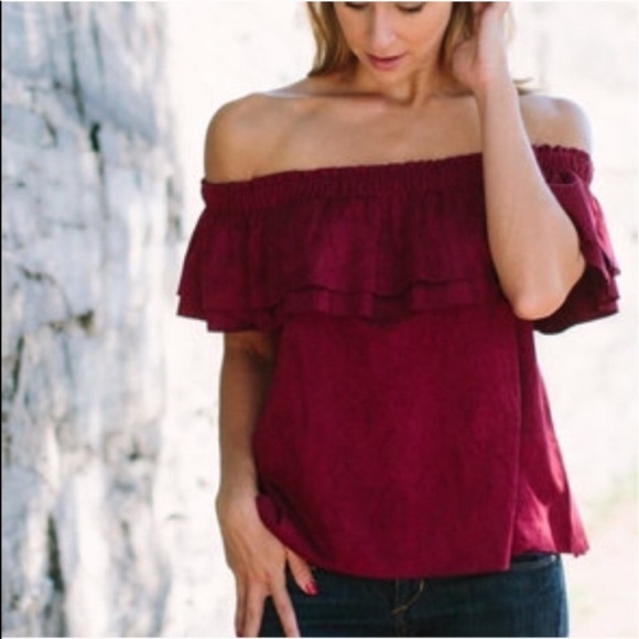 Young Fabulous & Broke Off The Shoulder Top - Picture 1 of 8